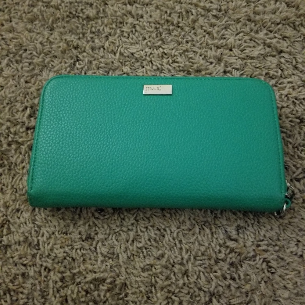 Jewell Green Wallet